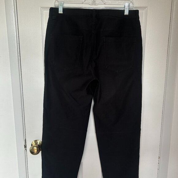 Lululemon Men's Black ABC Pant Cropped - Picture 2 of 4
